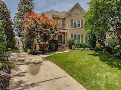6803 Linkside Ct Charlotte, NC 28277