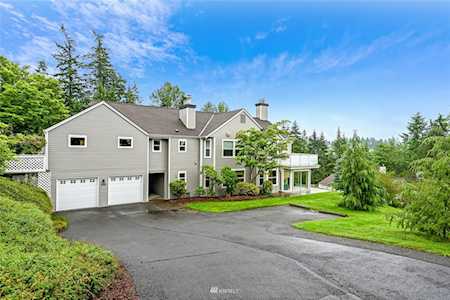 22549 SE 42nd Ct Issaquah, WA 98029
