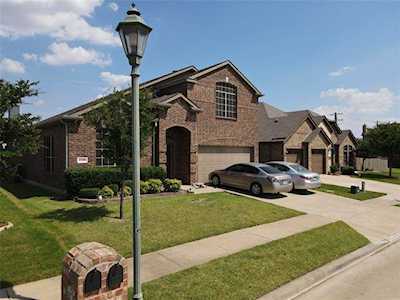 1229 Lone Pine Drive Little Elm, TX 75068