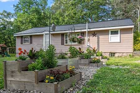 41 Forest St Oxford, MA 01540