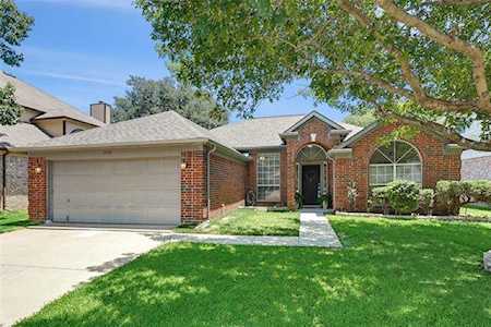 5717 Rockport Lane Haltom City, TX 76137