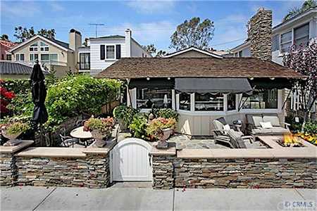 225 Grand Canal Newport Beach, CA 92662