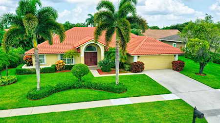 2087 Portland Avenue Wellington, FL 33414