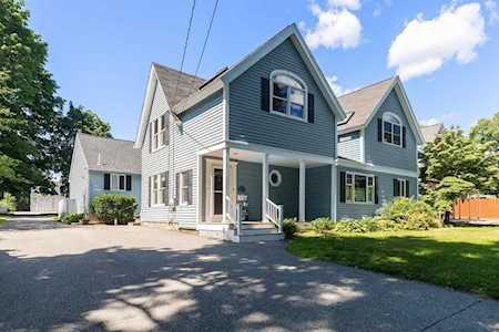 12 Putnam Ave Chelmsford, MA 01824