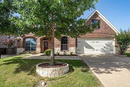 437 Bristol Street Roanoke, TX 76262