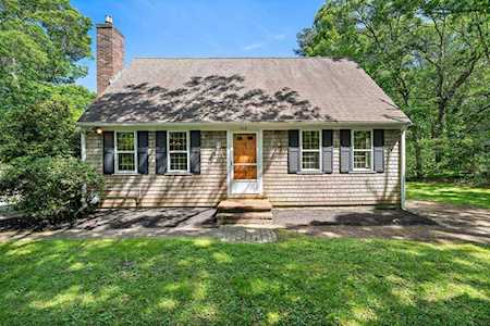 102 Quaker Meeting House Rd Sandwich, MA 02537