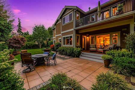 7238 92nd Ave SE Mercer Island, WA 98040