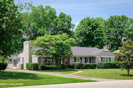 104 Spruce Ln Louisville, KY 40207