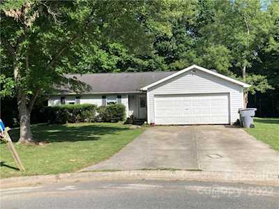 7000 Bluff Wood Cove Charlotte, NC 28212