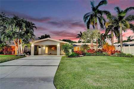 4310 NE 15th Way Oakland Park, FL 33334