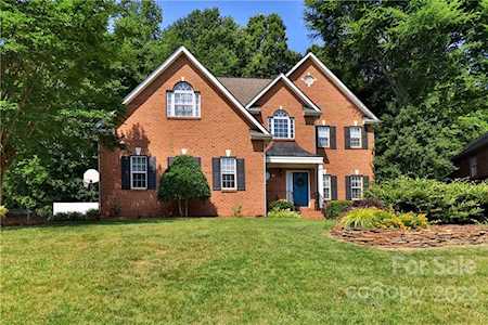 11430 Bloomfield Dr Charlotte, NC 28277