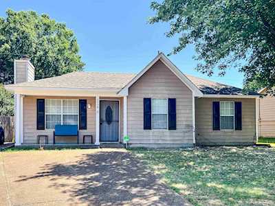 6998 Brady Hill Dr Memphis, TN 38018