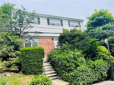 2707 Netherland Avenue Bronx, NY 10463