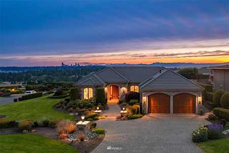 1605 91st Ave NE Clyde Hill, WA 98004