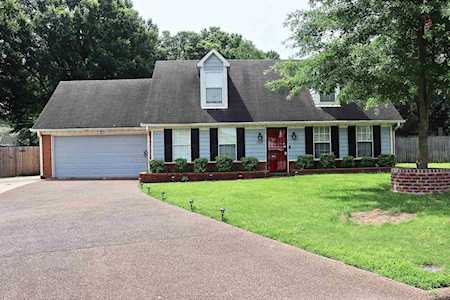 7631 Valley Mist Cv Memphis, TN 38133