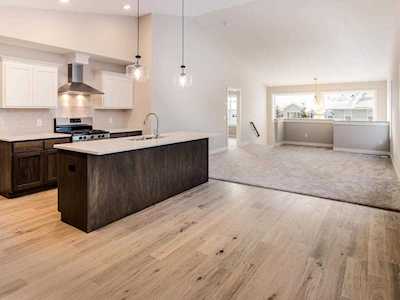 10727 Knollwood Lane Woodbury, MN 55129