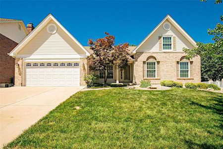 16707 Deveronne Cir Chesterfield, MO 63005