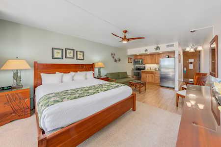 4365 Lower Honoapiilani Rd #117 Lahaina, HI 96761