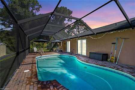 4709 SW 30th St Lehigh Acres, FL 33973