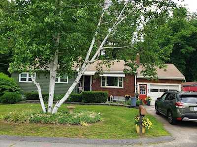 5 Georgia St Groveland, MA 01834