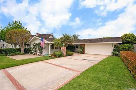 239 Driftwood Rd Corona Del Mar, CA 92625