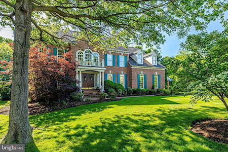 796 Stephanie Circle Great Falls, VA 22066