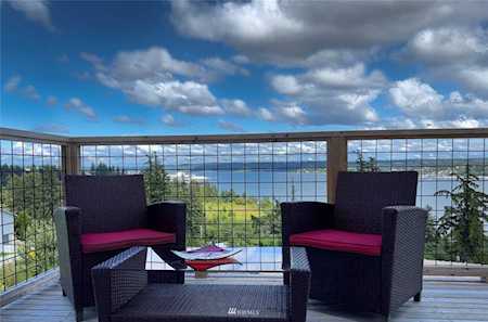 1902 Hardway Ln Bremerton, WA 98312