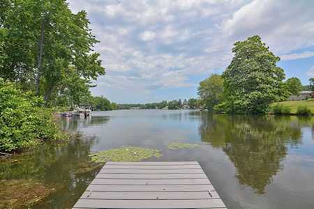 9 Lakewood Ave Millbury, MA 01527