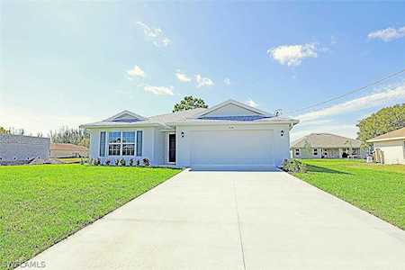 6004 N Elaine Ave Lehigh Acres, FL 33971
