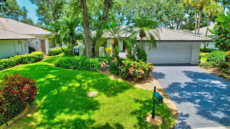 6 Oaks Lane Boynton Beach, FL 33436