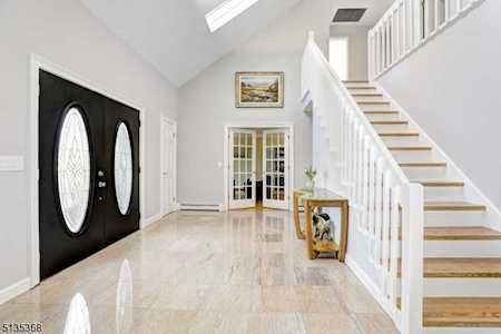 36 Tower Hill Ln Kinnelon Boro, NJ 07405