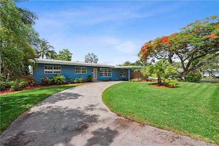 408 NW 27th St Wilton Manors, FL 33311