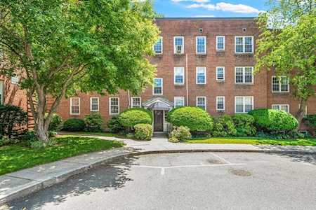 23 Englewood Ave. #6 Brookline, MA 02445
