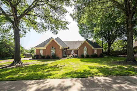 1146 Yorktown Rd Collierville, TN 38017