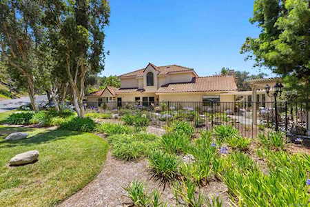 29174 Laurel Valley Dr Vista, CA 92084