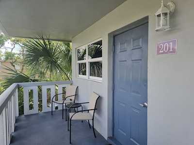306 NE 1st Avenue #201 Boynton Beach, FL 33435
