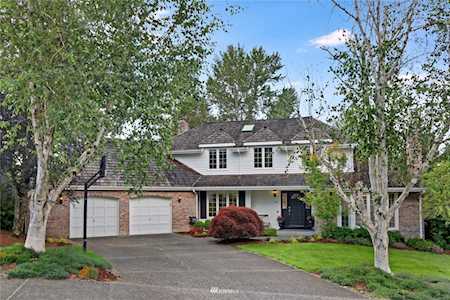 4537 242 Ave SE Sammamish, WA 98029