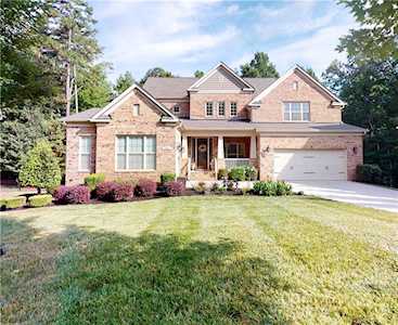 1004 Five Leaf Ln Waxhaw, NC 28173