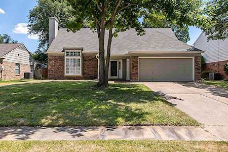 611 Ashcroft Drive Grapevine, TX 76051
