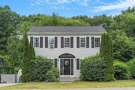 240 Acropolis Road Lowell, MA 01854