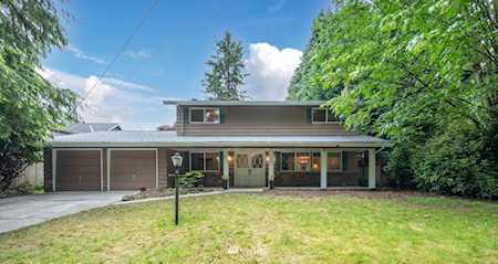 18717 37th Ave Ave NE Lake Forest Park, WA 98155