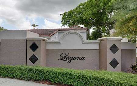 12748 NW 15th St Sunrise, FL 33323