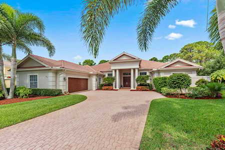 8024 Kiawah Trace Port Saint Lucie, FL 34986