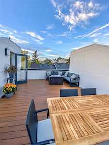 5230 Fauntleroy Way SW Seattle, WA 98136