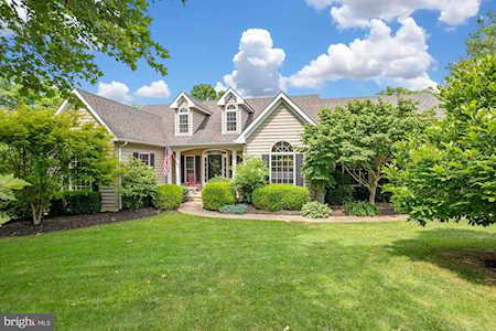412 Rockburn Ct Purcellville, VA 20132