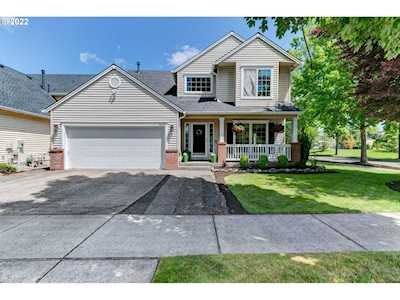 2412 NE 11th Ave Hillsboro, OR 97124