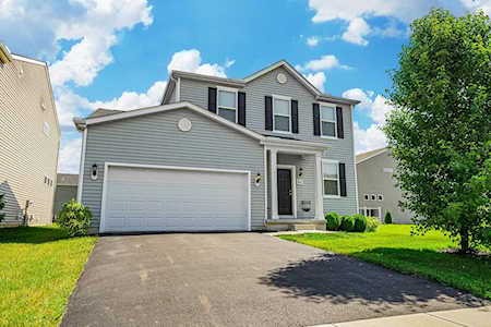 8675 Bobwhite Drive Blacklick, OH 43004