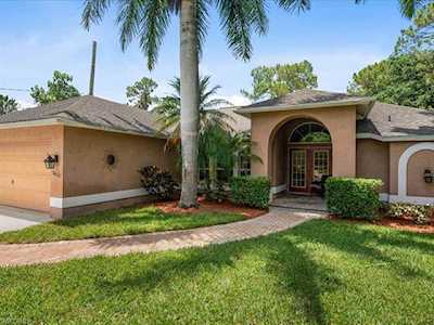 6021 Painted Leaf Ln Naples, FL 34116
