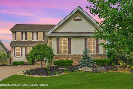 98 E Parsonage Way Manalapan, NJ 07726