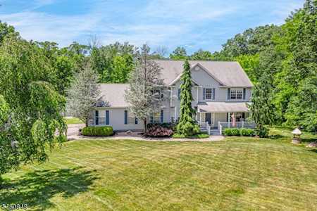 33 Stonehedge Dr Hardyston Twp., NJ 07460